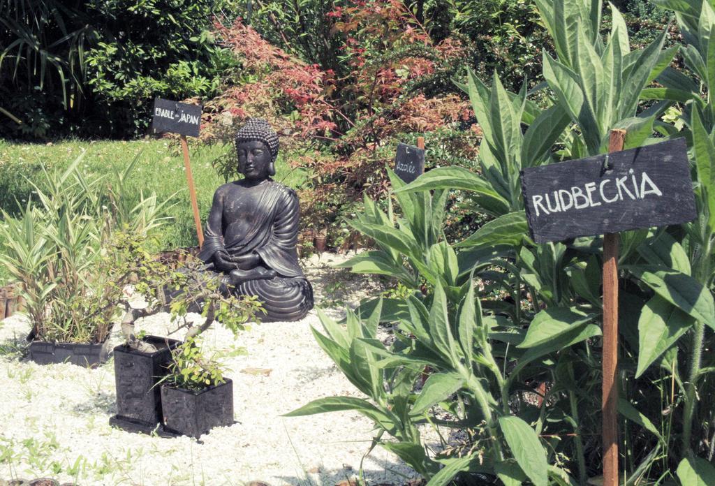 Logis Hotel Beau Site Argeles-Gazost Bagian luar foto