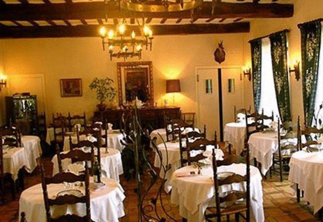 Logis Hotel Beau Site Argeles-Gazost Bagian luar foto