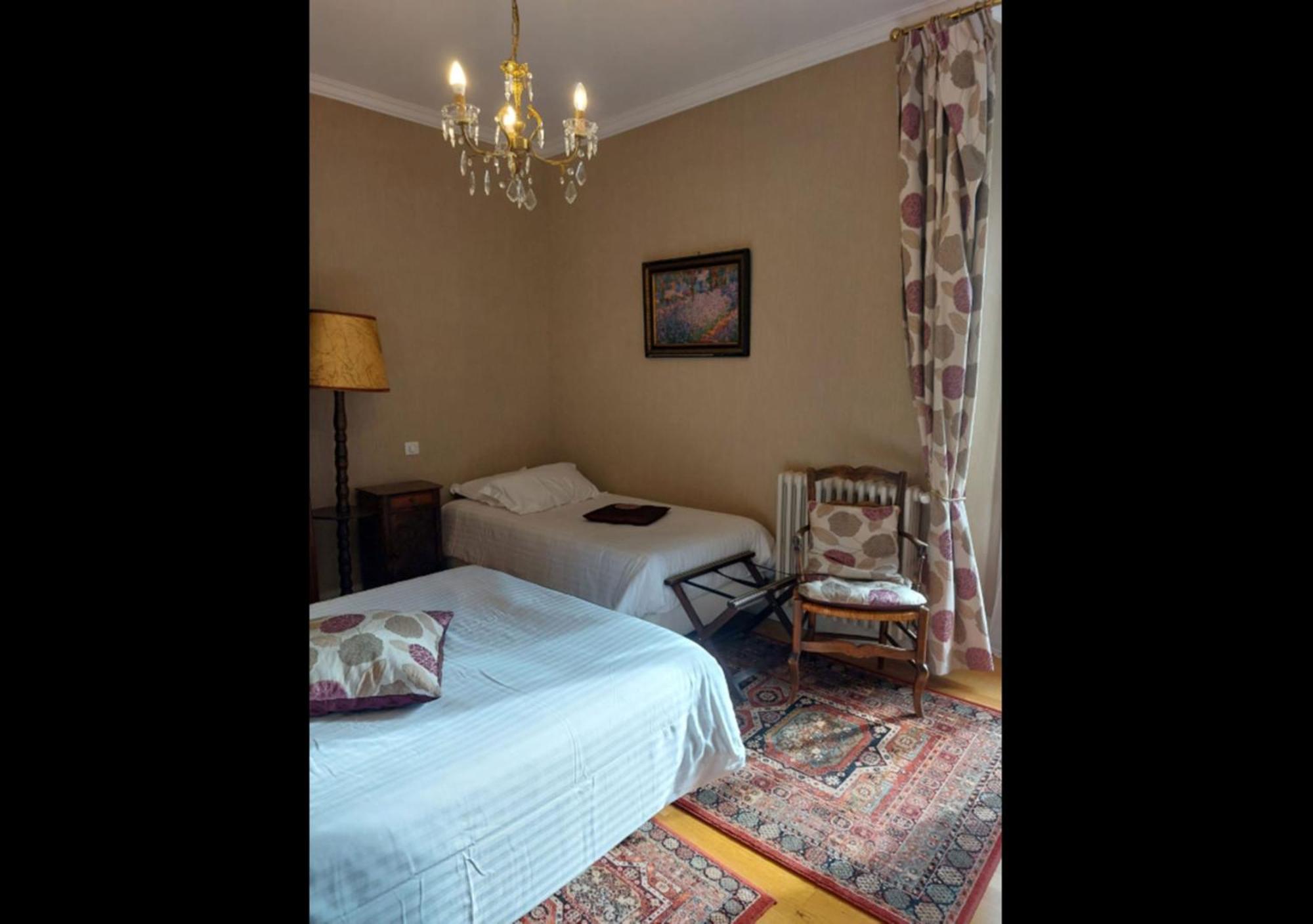 Logis Hotel Beau Site Argeles-Gazost Bagian luar foto