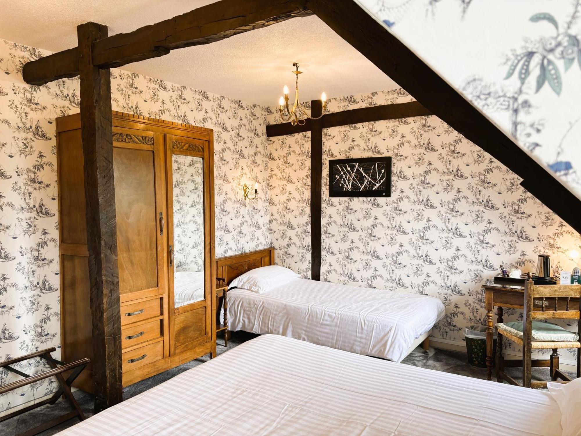 Logis Hotel Beau Site Argeles-Gazost Bagian luar foto
