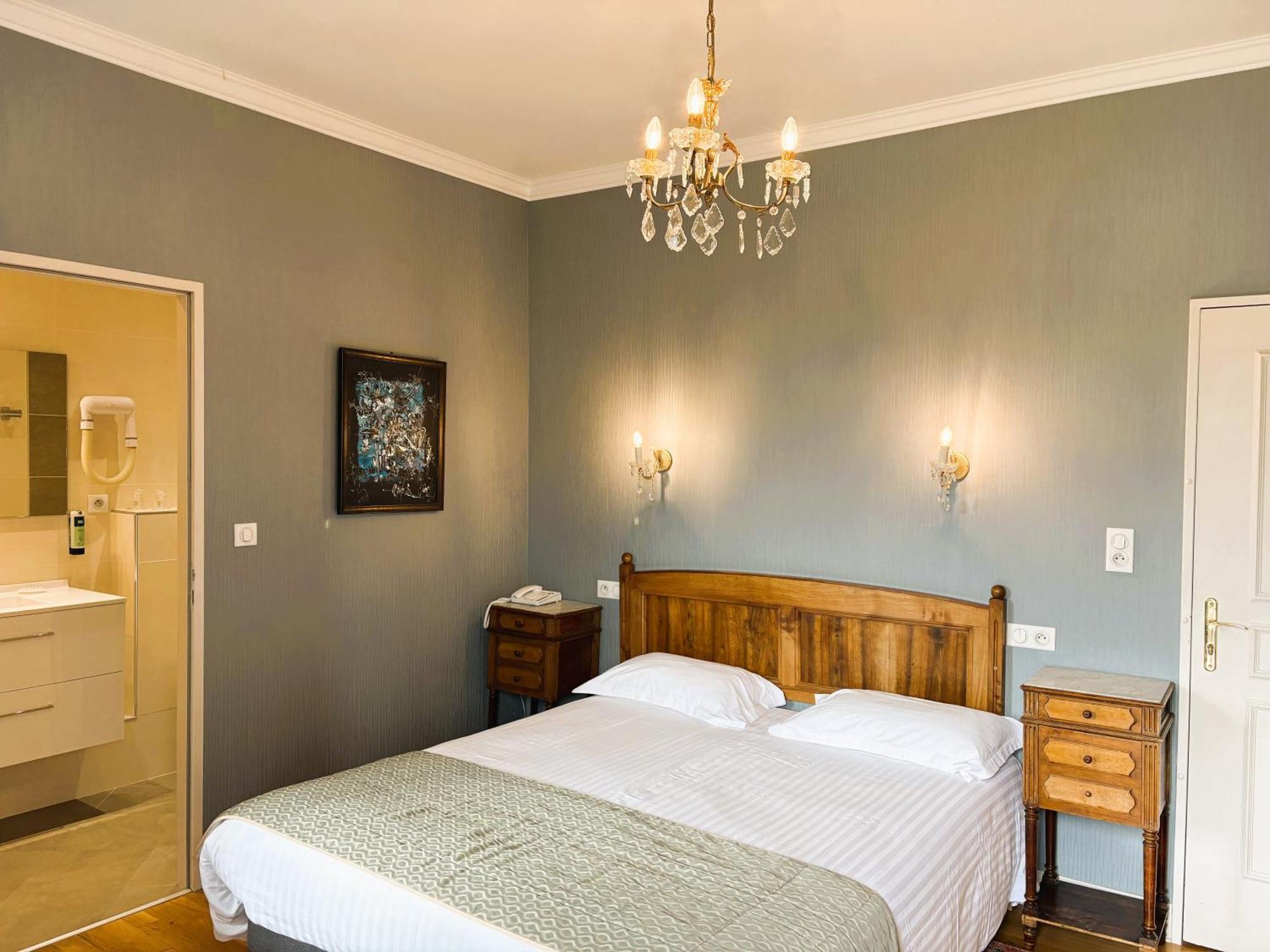 Logis Hotel Beau Site Argeles-Gazost Bagian luar foto