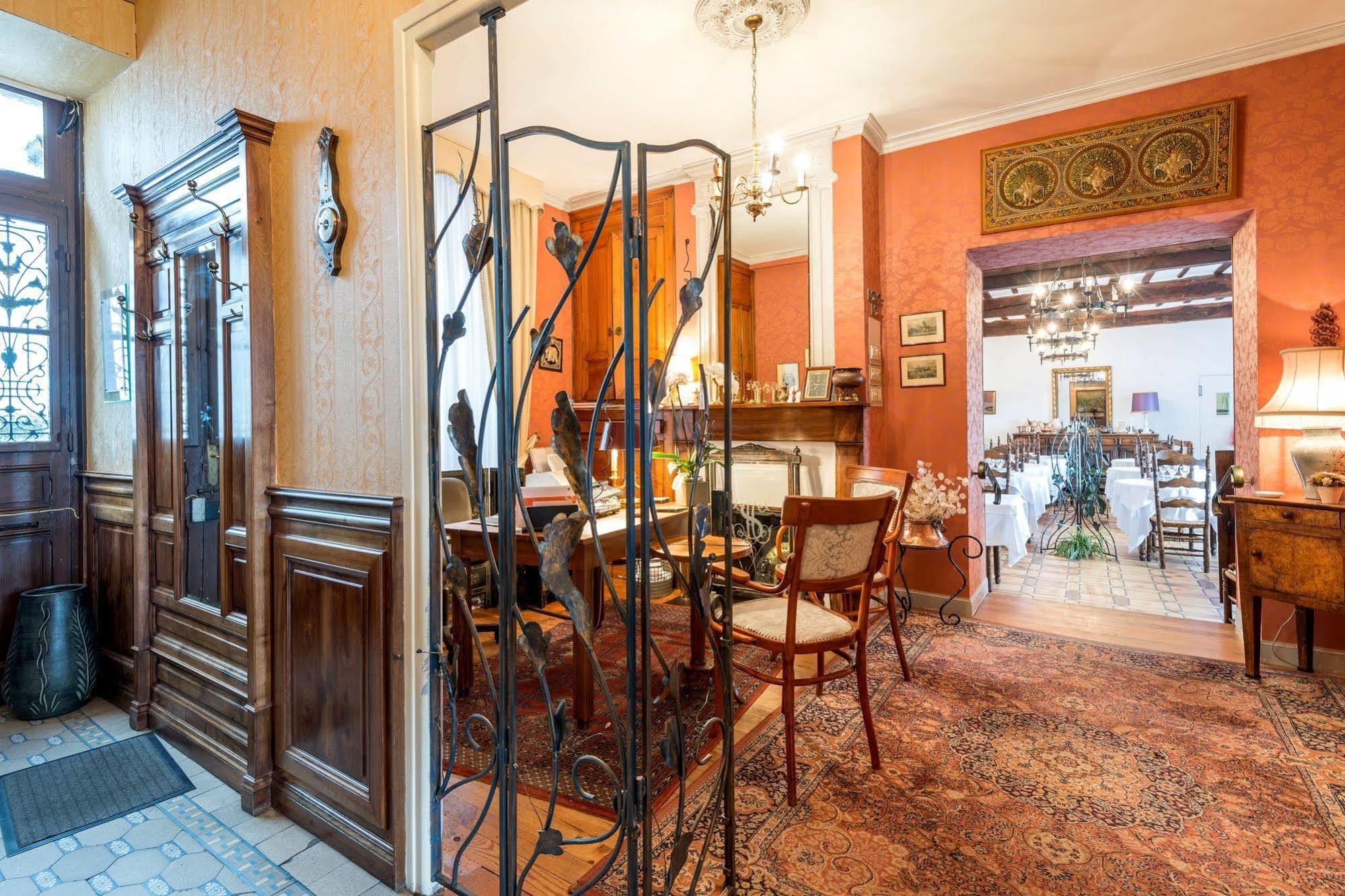 Logis Hotel Beau Site Argeles-Gazost Bagian luar foto