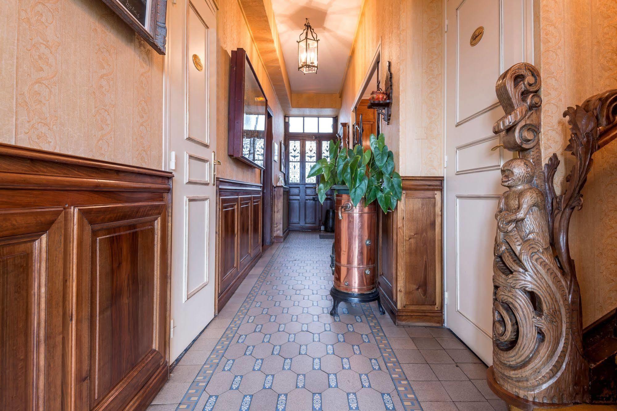 Logis Hotel Beau Site Argeles-Gazost Bagian luar foto